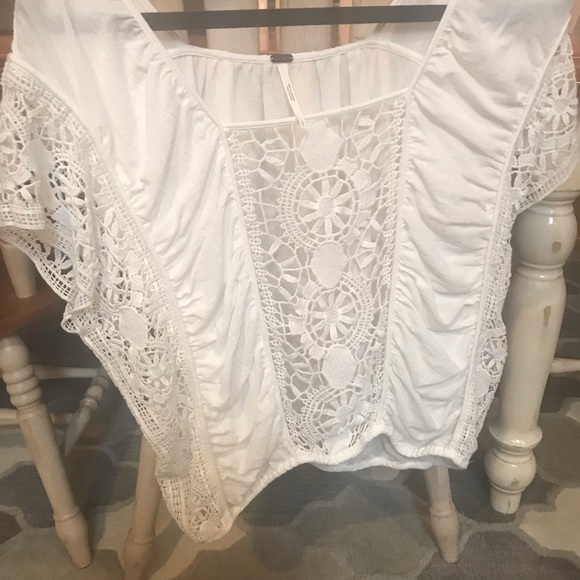 Free People top - Picture 2 of 3